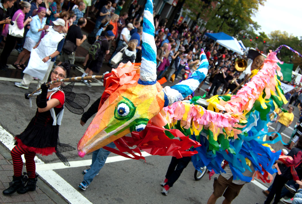 Boston's Puppeteers Cooperative in the Honk Parade, Sept. 8, 2017. (Greg Cook)