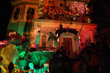 picHallow103110_0078