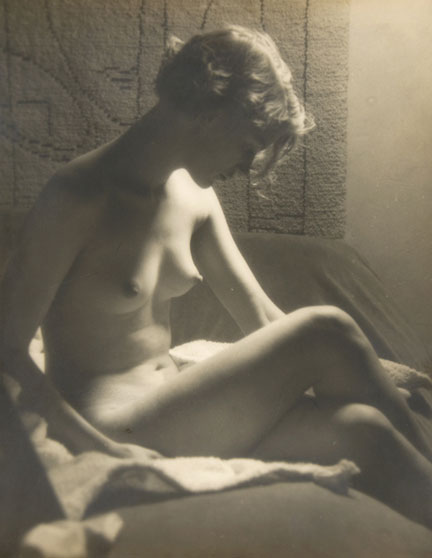 Man Ray 1890 1976 Lee Miller Nude with Sunray Lamp c1929 