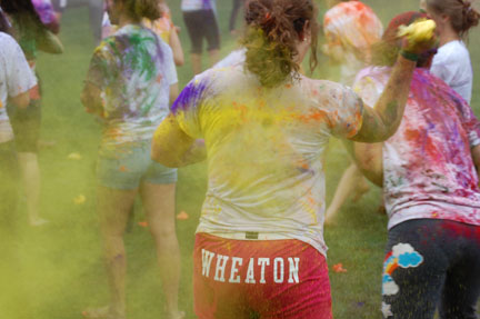 picHoliWheaton120504t_0070w