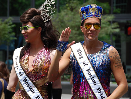 picBostonPride120609t_0113w