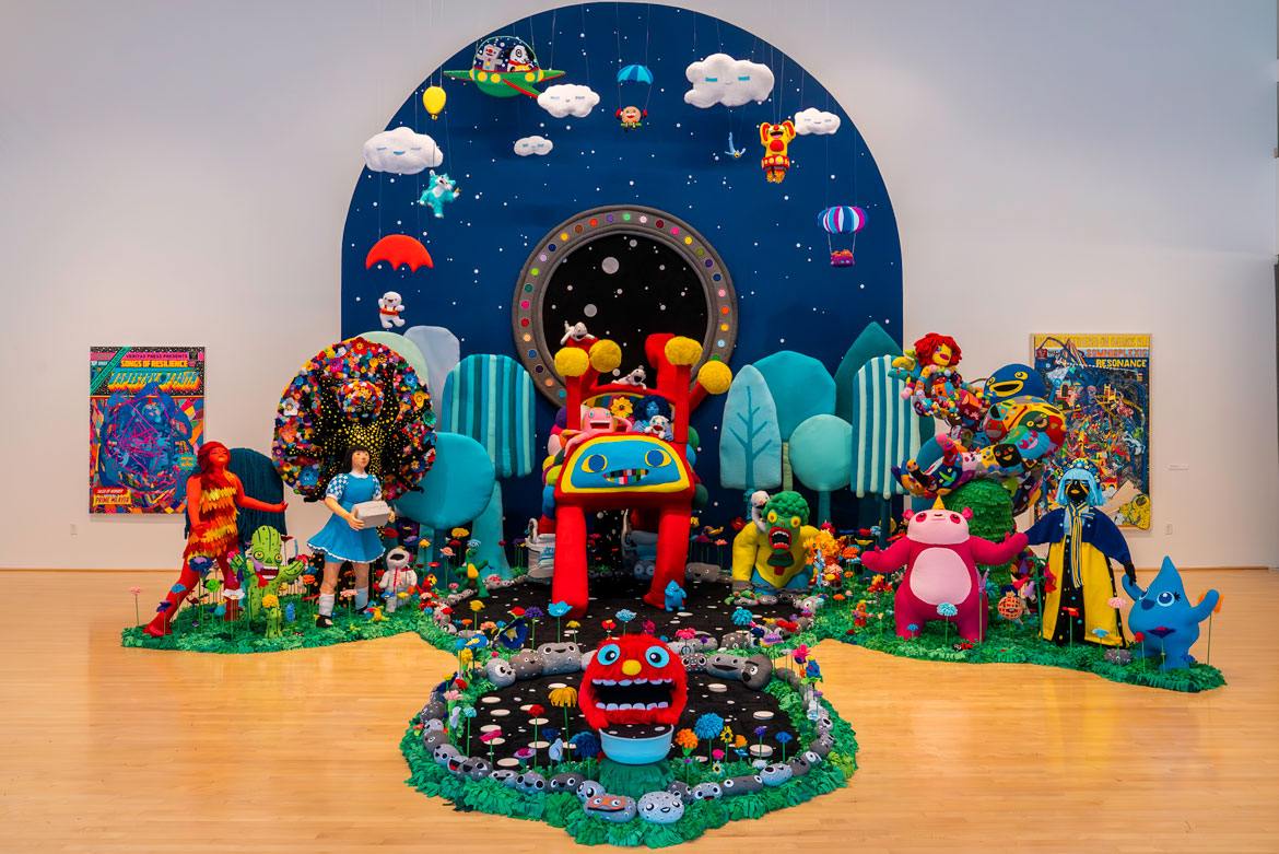 JooYoung Choi, “Like a Bolt Out of the Blue, Faith Steps In and Sees You Through—Infinite Feels Arrangement,” installation view, “JooYoung Choi: Love and Wondervision,” May 25 – August 26, 2023, Moody Center for the Arts at Rice University. Photo by Gustavo Raskosky.
