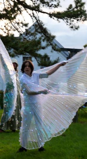 Rehearsal of Wonderland Spectacle Co.'s "How To Walk Among The Stars" performed at the Manship Artists Residency, Gloucester, June 1, 2025. (©Greg Cook photo)