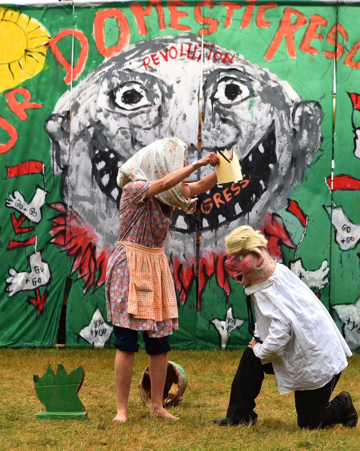 Bread & Puppet Theater's "Our Domestic Resurrection Revolution in Progress Circus," Glover, Vermont, July 20, 2025. (©Greg Cook photo)