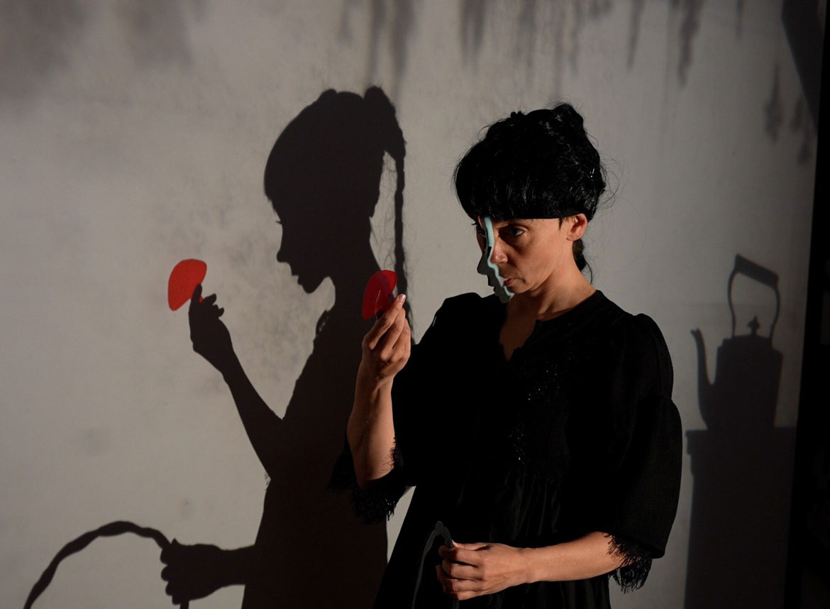 Manual Cinema's "The 4th Witch." (Photo: ArtsEmerson)