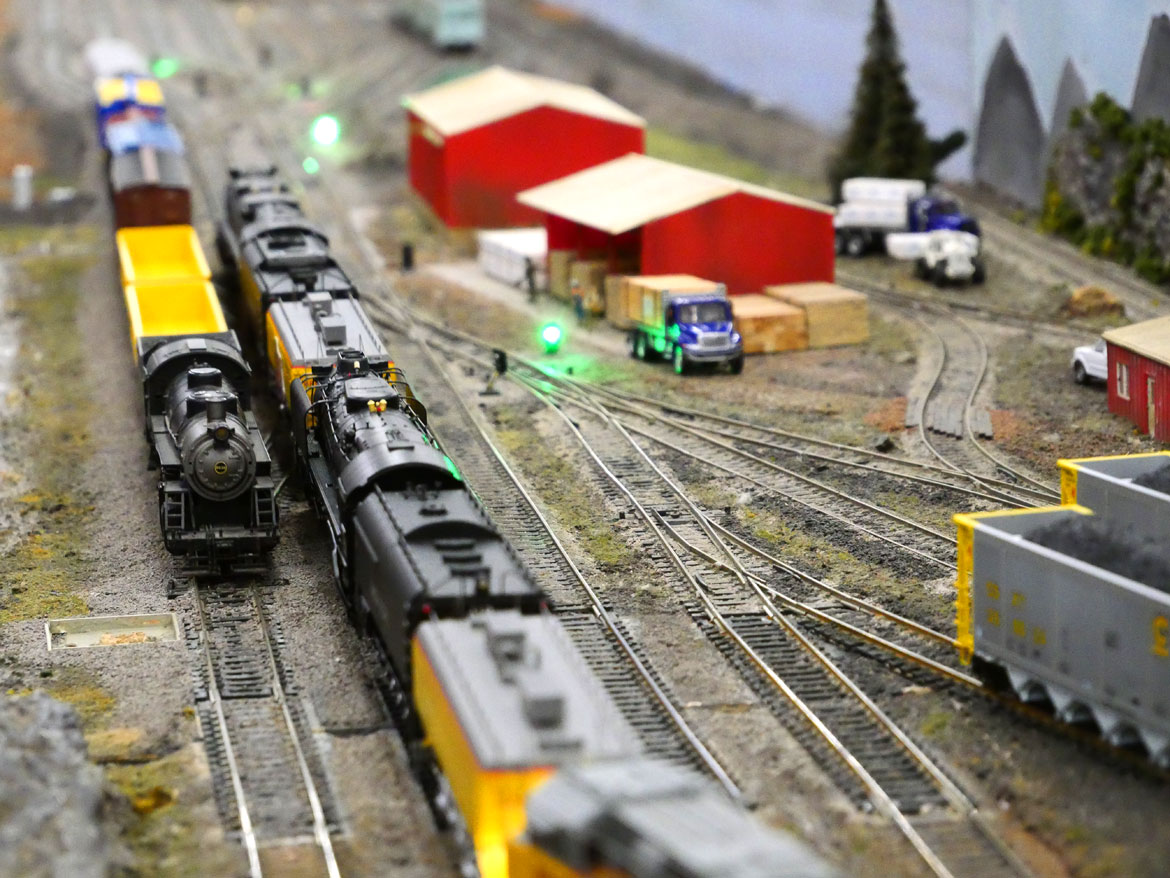 Greenberg's Great Train & Toy Show in Wilmington, March 22, 2026. Hub Division layout. (©Greg Cook photo)