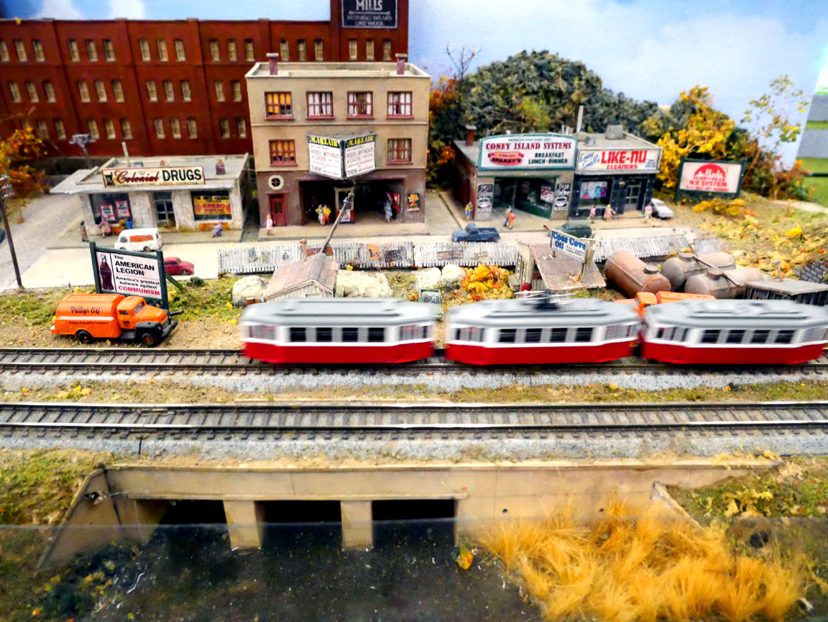 Greenberg's Great Train & Toy Show in Wilmington, March 22, 2026. Northeast T-Track layout. (©Greg Cook photo)