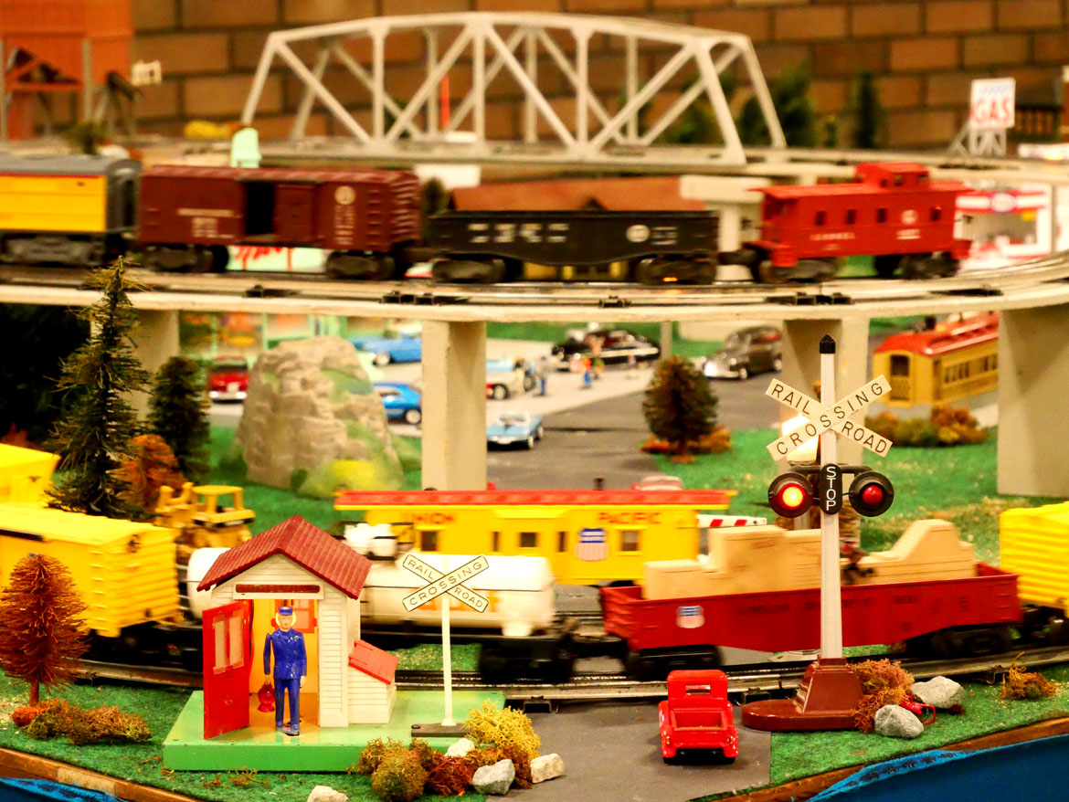 Greenberg's Great Train & Toy Show in Wilmington, March 22, 2026. Wenham Museum layout. (©Greg Cook photo)
