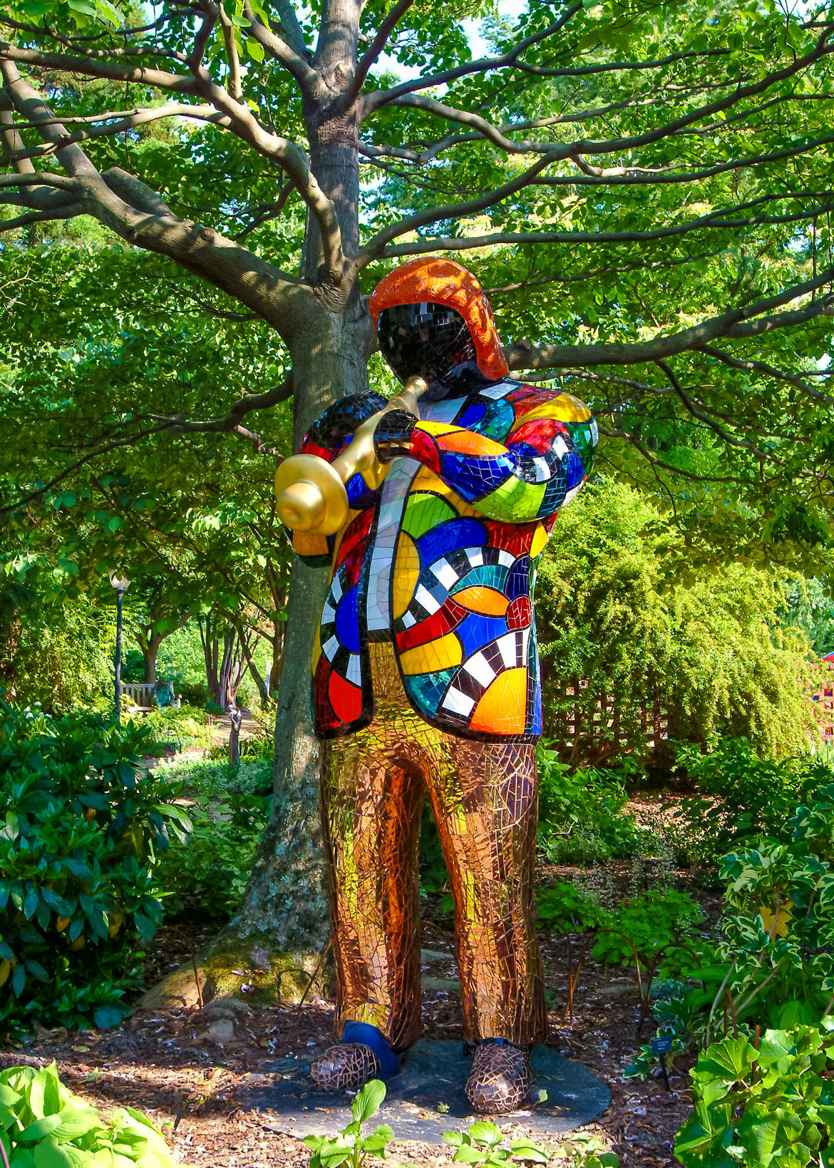 Niki de Saint Phalle. "Miles Davis," 1999. Installed at the Atlanta Botanical Garden, 2006 © 2026 Niki Charitable Art Foundation, All rights reserved. (Photo: Kristen Alexander )
