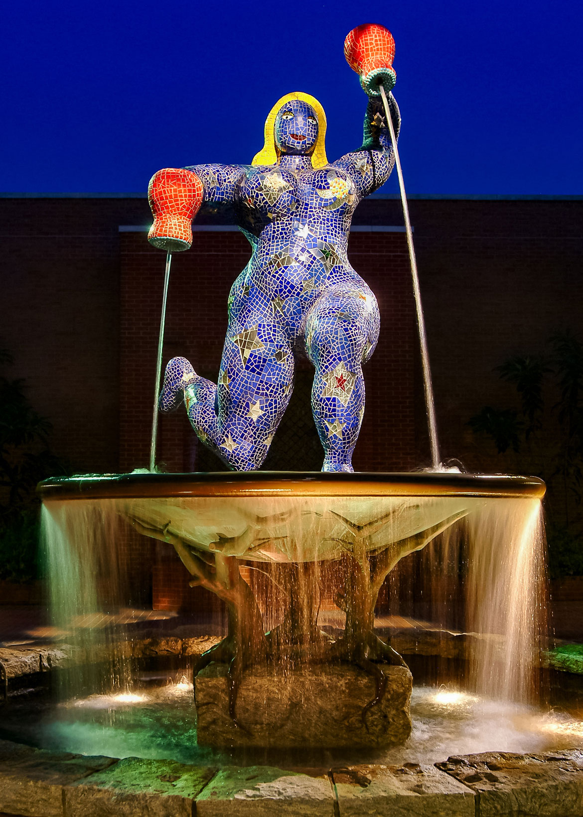 Niki de Saint Phalle. "Star Fountain (Blue)," 1999. Installed at the Atlanta Botanical Garden, 2006 © 2026 Niki Charitable Art Foundation, All rights reserved. (Photo: Kristen Alexander )