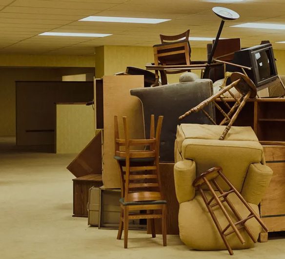 Clark (played by Chiwetel Ejiofor) in the "Backrooms." (A24)