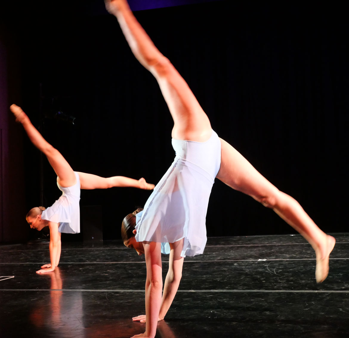 "Summer Solace" presented by Janelle Gilchrist Dance Troupe at Cambridge's Foundry, July 11, 2026. (©Greg Cook photo)