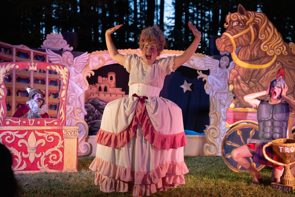 String and Shadow Puppet Theater's "Night At The Grand Opera," summer 2026. (Jo Arlow photo)