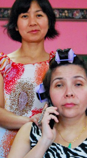 Ocean Vuong, Rose and Phuong (i), 2009. Inkjet print. Courtesy of the artist.
