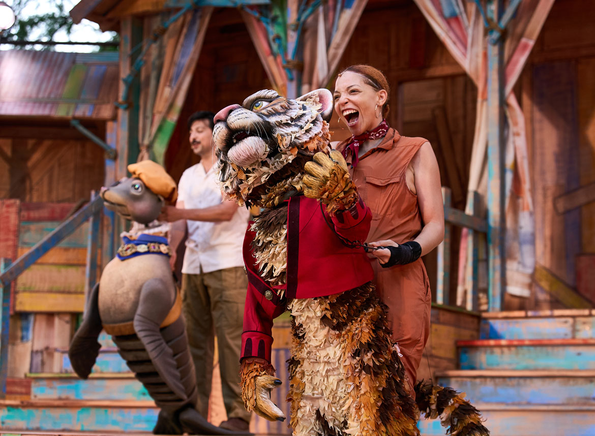 Rehearsal for St. Louis Shakespeare Festival's 2025 production of "Romeo & Zooliet" (Photo: Theo R. Welling)