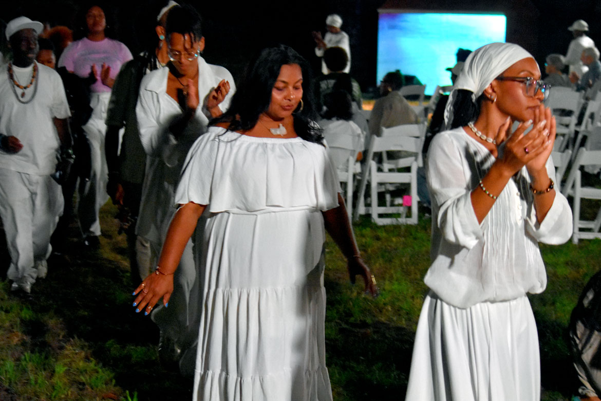 Ring shout during Ife Franklin's "Cabin in the Sky" at Boston's Franklin Park, Oct. 2, 2026. (©Greg Cook photo)