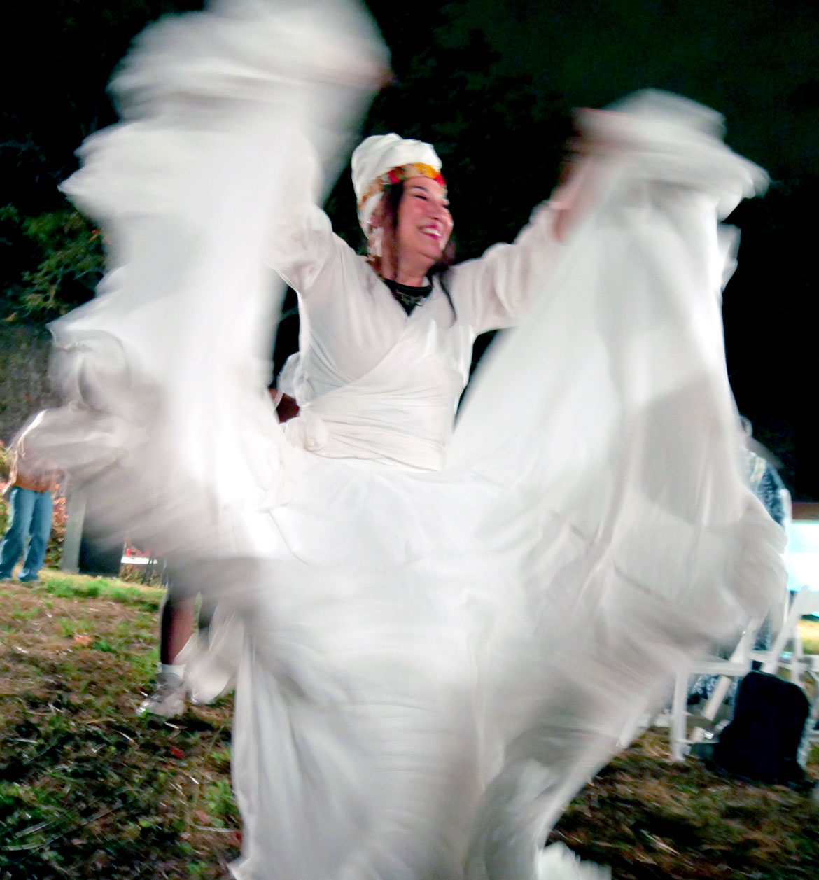Ring shout during Ife Franklin's "Cabin in the Sky" at Boston's Franklin Park, Oct. 2, 2026. (©Greg Cook photo)